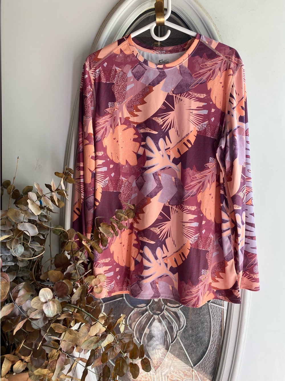 NWOT - Rashguard - Women’s XL